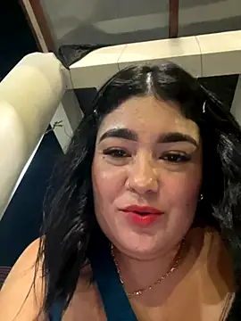 Snapshot of karla_hotgirl chatting on 09-28-25, 12:50 karla hotgirl online show from 09-28-25, 12:50