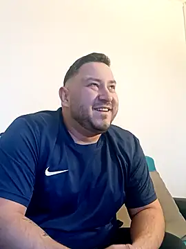 Snapshot of BogdanAlan chatting on 02-19-26, 03:31 BogdanAlan online show from 02-19-26, 03:31