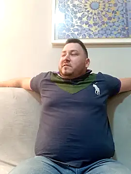 Snapshot of BogdanAlan chatting on 02-14-26, 08:53 BogdanAlan online show from 02-14-26, 08:53