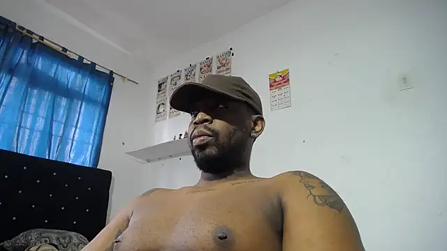 Snapshot of strong__anthony chatting on 05-11-26, 06:38 strong anthony online show from 05-11-26, 06:38