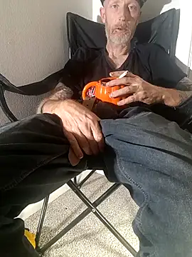 Snapshot of filthymind619 chatting on 11-29-25, 10:43 filthymind619 online show from 11-29-25, 10:43