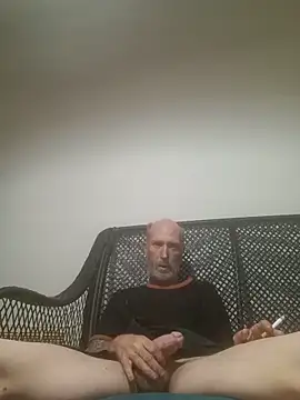 filthymind619 online show from 05-19-26, 01:51