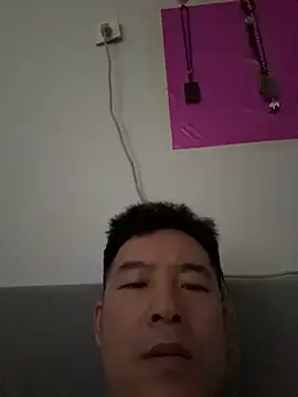 zxb757369 online show from 10-12-25, 02:57