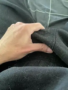 Snapshot of BCFZD chatting on 12-16-25, 02:43 BCFZD online show from 12-16-25, 02:43