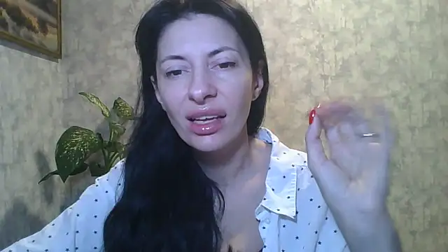 LissaBlossom online show from 10-29-25, 04:33