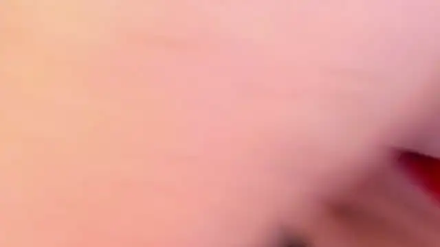 SarahGrays online show from 11-17-25, 05:28