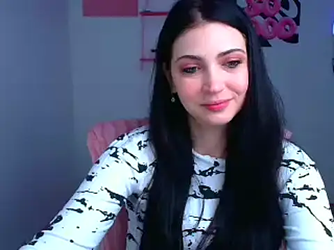 Snapshot of Amalia_amor chatting on 02-07-26, 06:32 Amalia amor online show from 02-07-26, 06:32