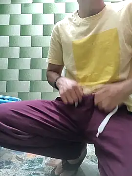 TOPMOON001 online show from 10-05-25, 08:10