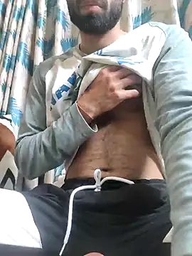 TOPMOON001 online show from 02-17-26, 07:44