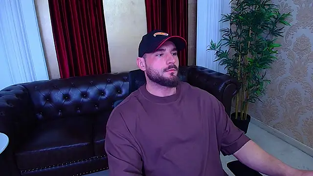 AdamJamesonn online show from 11-05-25, 06:05