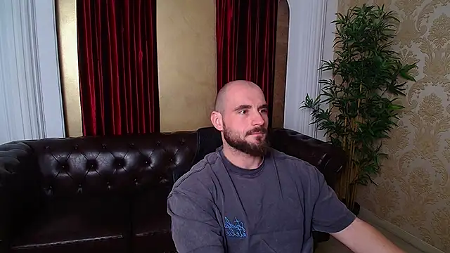 AdamJamesonn online show from 12-16-25, 07:23