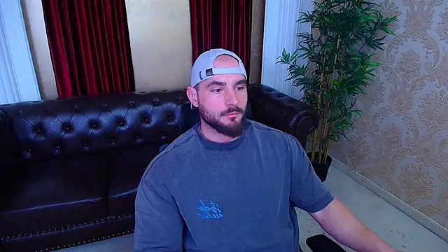 AdamJamesonn online show from 11-06-25, 06:17