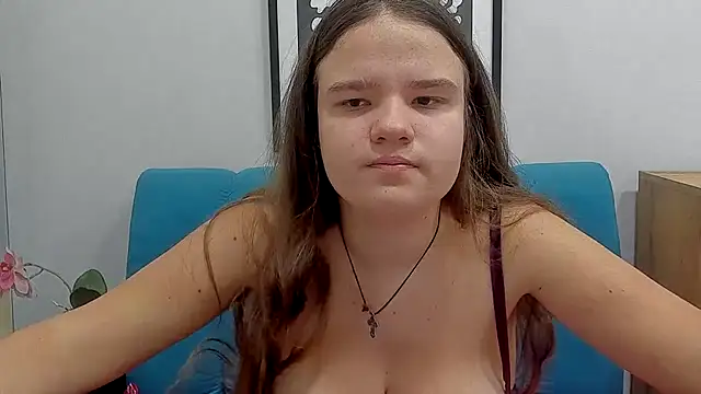 Snapshot of AdeleCruz chatting on 02-04-26, 01:06 AdeleCruz online show from 02-04-26, 01:06