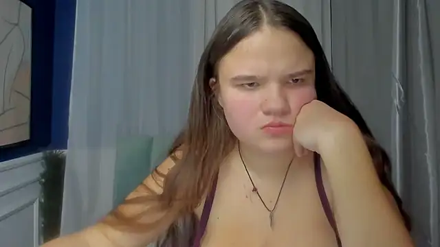 Snapshot of AdeleCruz chatting on 02-11-26, 01:11 AdeleCruz online show from 02-11-26, 01:11