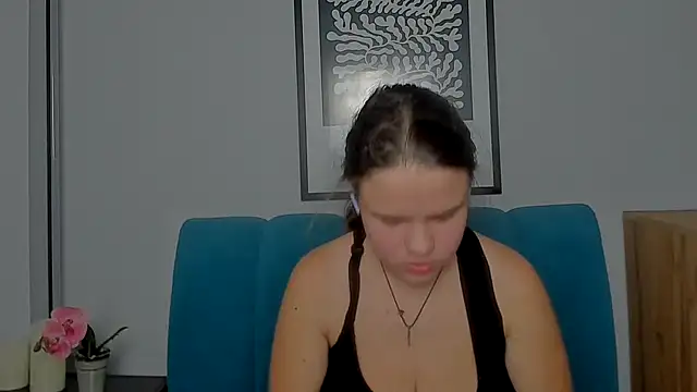 Snapshot of AdeleCruz chatting on 02-16-26, 01:21 AdeleCruz online show from 02-16-26, 01:21