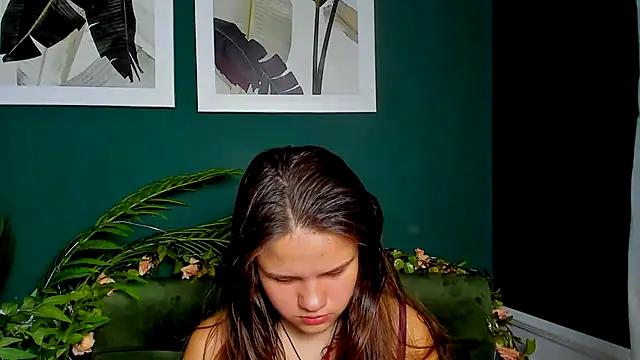 AdeleCruz online show from 04-04-26, 12:01