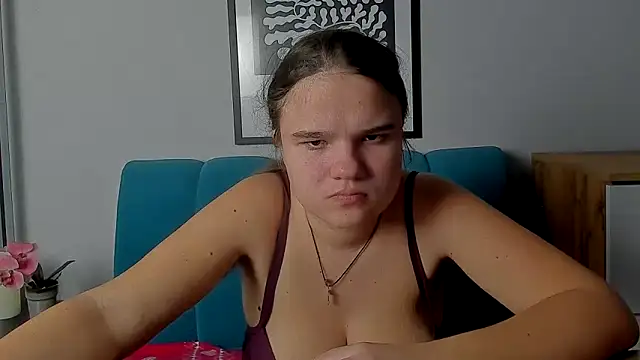 Snapshot of AdeleCruz chatting on 02-09-26, 01:09 AdeleCruz online show from 02-09-26, 01:09