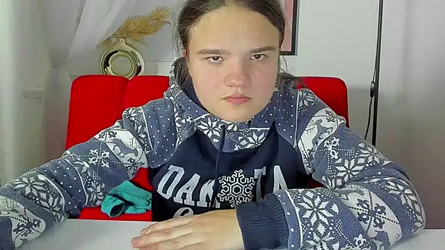 Snapshot of AdeleCruz chatting on 01-17-26, 01:26 AdeleCruz online show from 01-17-26, 01:26