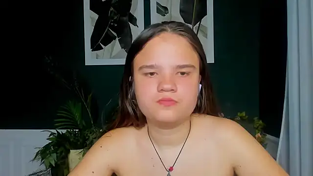 AdeleCruz online show from 05-12-26, 12:00
