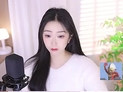 Snapshot of Muzi-sing chatting on 03-10-25, 10:18 Muzi-sing online show from 03-10-25, 10:18