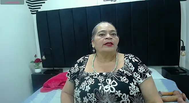 VickyBoobss online show from 12-15-25, 08:03