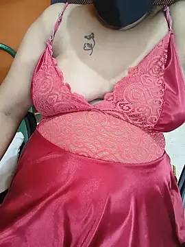 Snapshot of Lolitatamil chatting on 06-05-26, 07:19 Lolitatamil online show from 06-05-26, 07:19