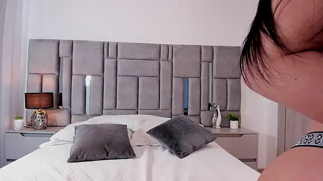 Karla Hudsson online show from 03-13-25, 01:29