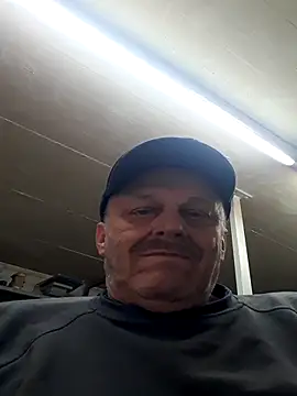Schwach041967 online show from 04-22-26, 04:03