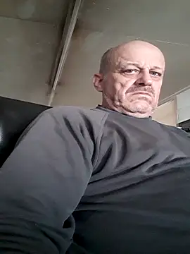Schwach041967 online show from 04-23-26, 03:24