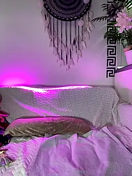 CheekyChels online show from 09-27-25, 09:04