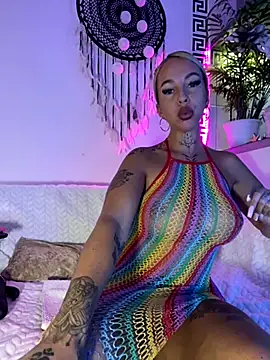 CheekyChels online show from 10-02-25, 04:10