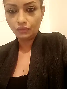 rosse26830 online show from 11-29-25, 09:59