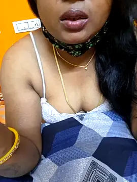 Snapshot of kanikasree chatting on 02-19-25, 11:46 kanikasree online show from 02-19-25, 11:46