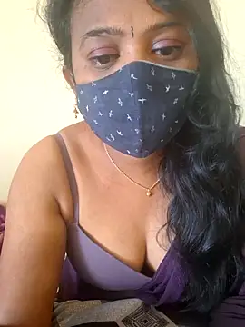 Snapshot of kanikasree chatting on 09-25-25, 08:20 kanikasree online show from 09-25-25, 08:20