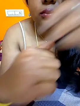 Snapshot of kanikasree chatting on 03-16-25, 06:12 kanikasree online show from 03-16-25, 06:12