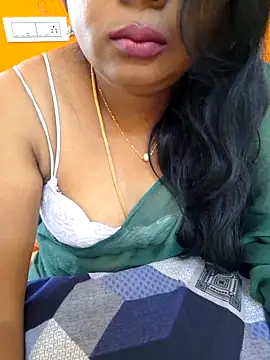 Snapshot of kanikasree chatting on 03-16-25, 09:49 kanikasree online show from 03-16-25, 09:49