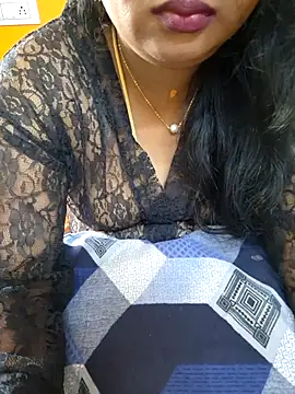 Snapshot of kanikasree chatting on 03-10-25, 02:06 kanikasree online show from 03-10-25, 02:06