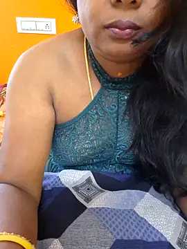 Snapshot of kanikasree chatting on 03-13-25, 07:20 kanikasree online show from 03-13-25, 07:20