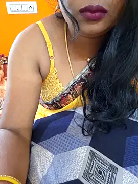 Snapshot of kanikasree chatting on 03-18-25, 06:17 kanikasree online show from 03-18-25, 06:17