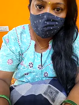 Snapshot of kanikasree chatting on 09-20-25, 10:31 kanikasree online show from 09-20-25, 10:31
