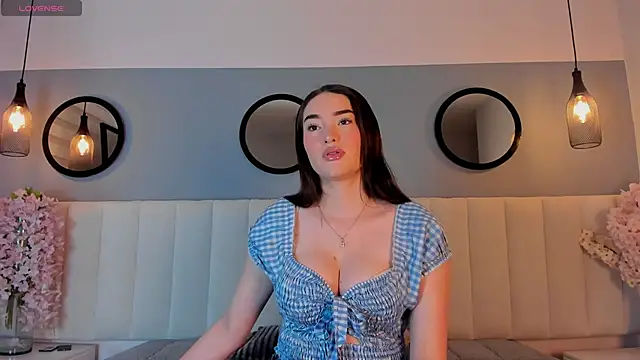 chelsea bolton  online show from 02-03-26, 12:10