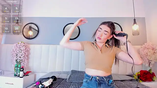 chelsea bolton  online show from 02-02-26, 12:26