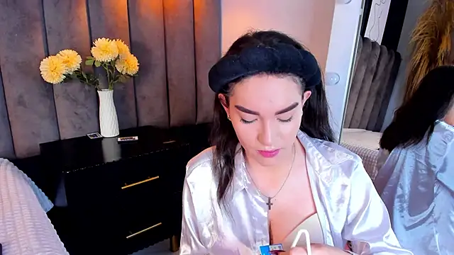 chelsea bolton  online show from 11-15-25, 12:42