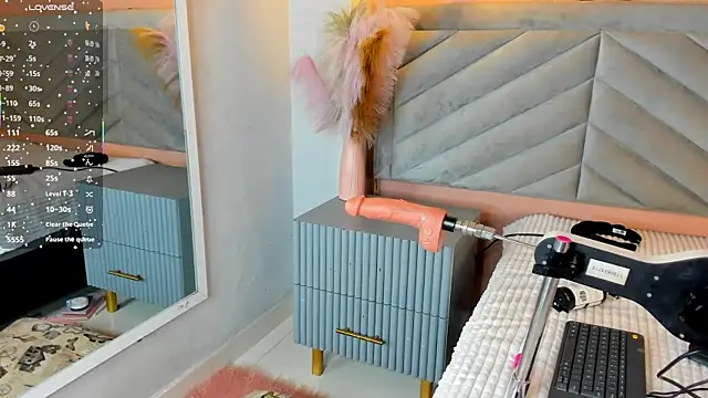 chelsea bolton  online show from 12-21-25, 01:02