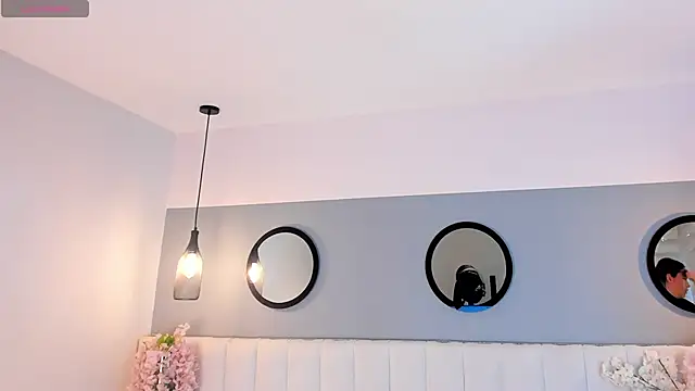 chelsea bolton  online show from 04-04-26, 12:23