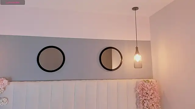 chelsea bolton  online show from 03-10-26, 12:42