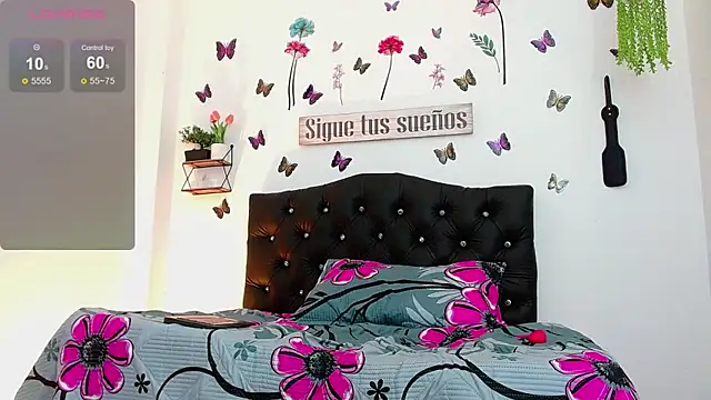 Candy Mendez online show from 10-18-25, 12:29