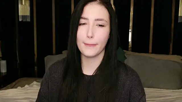 EmmaLawrens online show from 09-27-25, 04:13