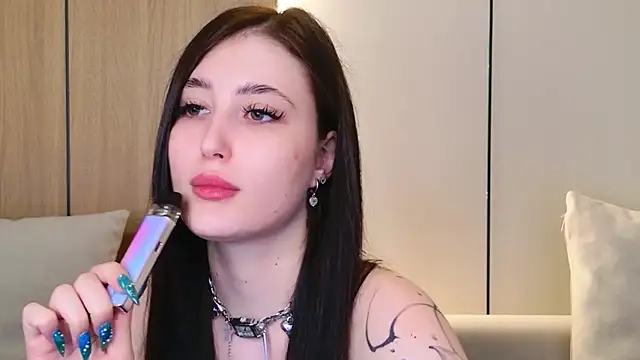 Snapshot of EmmaLawrens chatting on 07-18-26, 10:46 EmmaLawrens online show from 07-18-26, 10:46