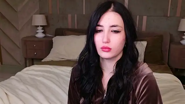 EmmaLawrens online show from 09-13-25, 03:45